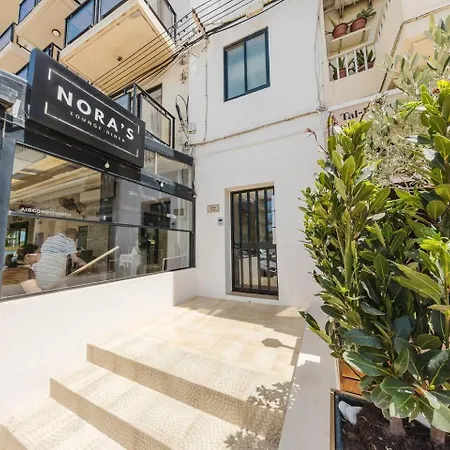 Seafront With Panoramic Views 3 Bed