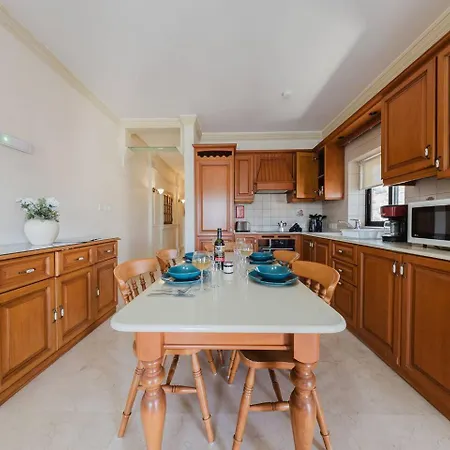 Seafront With Panoramic Views 3 Bed Is-Sellum