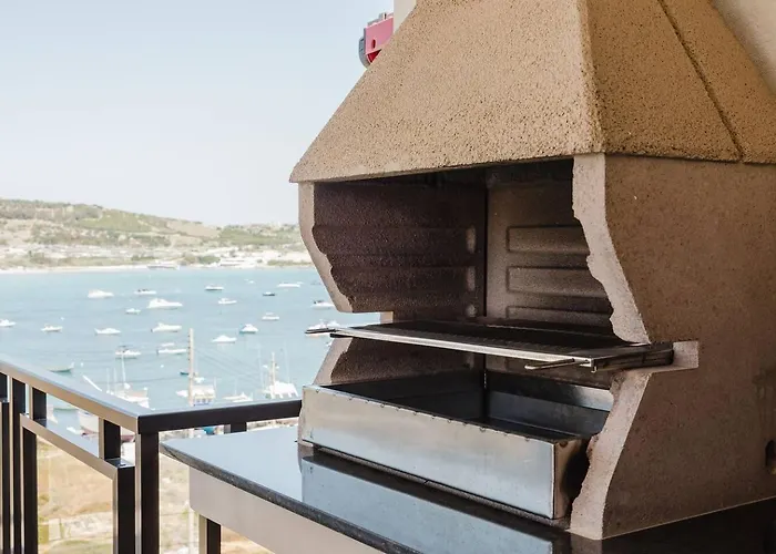 Seafront With Panoramic Views 3 Bed *