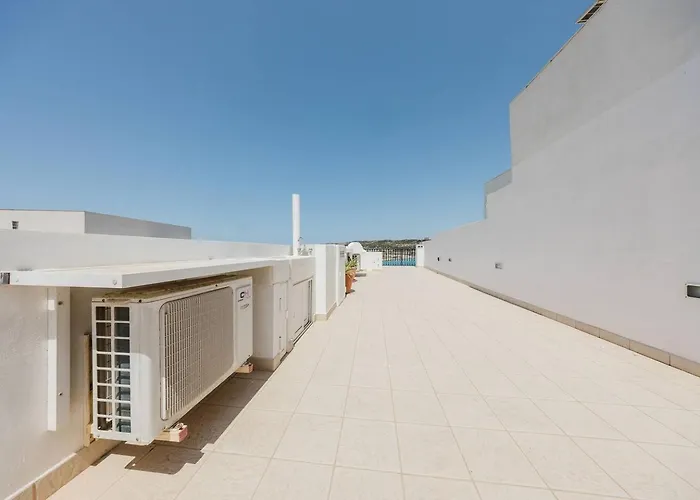 Appartamento Seafront With Panoramic Views 3 Bed Is-Sellum