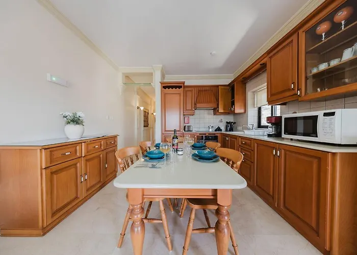 Seafront With Panoramic Views 3 Bed Is-Sellum