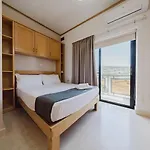 公寓 Seafront With Panoramic Views 3 Bed *