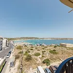 아파트 Seafront With Panoramic Views 3 Bed Is-Sellum