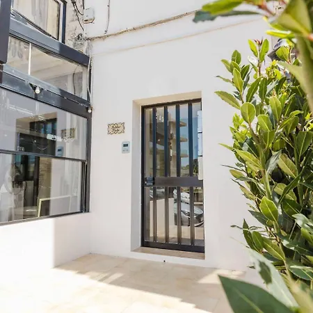 Seafront With Panoramic Views 3 Bed 公寓 *