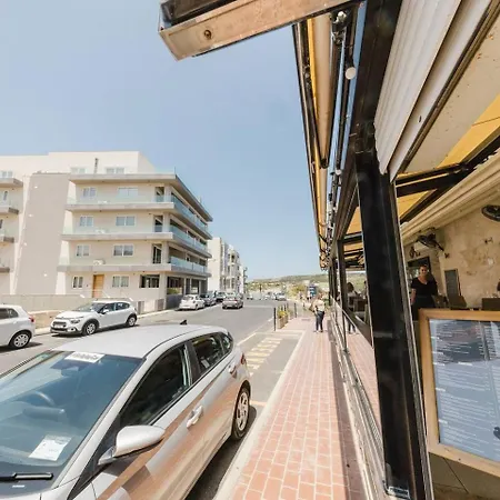 Seafront With Panoramic Views 3 Bed