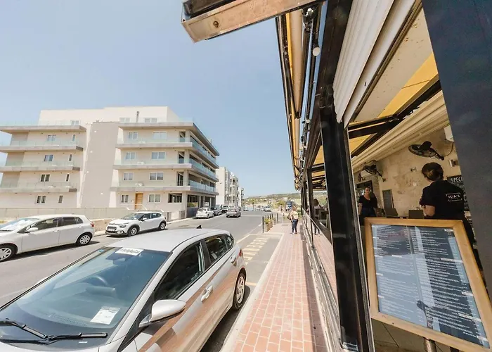 Seafront With Panoramic Views 3 Bed