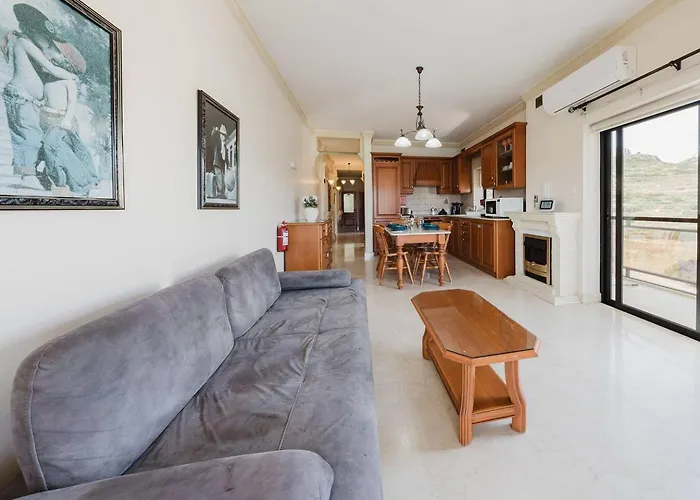 Seafront With Panoramic Views 3 Bed *