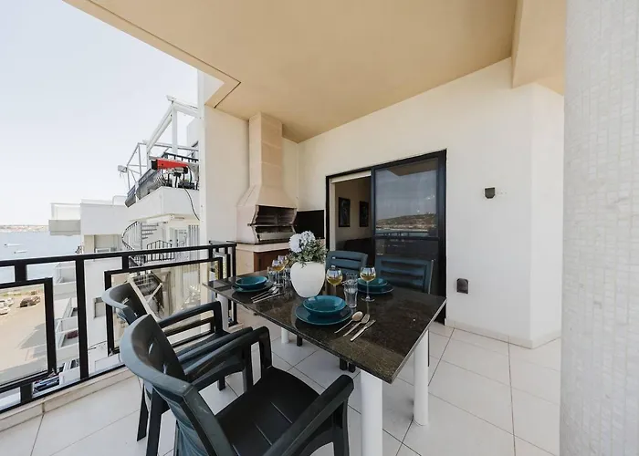 Seafront With Panoramic Views 3 Bed 아파트