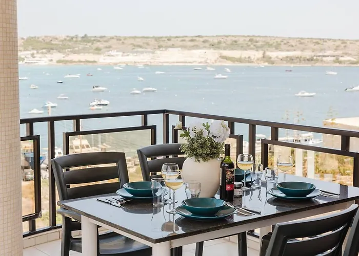 Seafront With Panoramic Views 3 Bed Is-Sellum