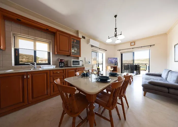 Seafront With Panoramic Views 3 Bed 아파트